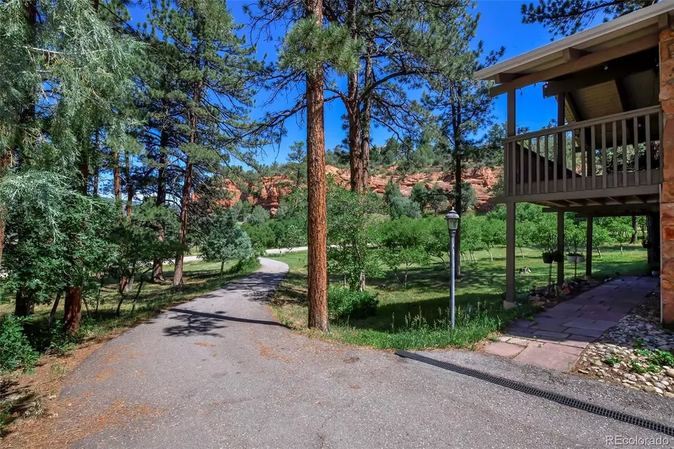Exterior - 5030 Chippewa Dr, Larkspur, CO 80118 photo 9 of 14
