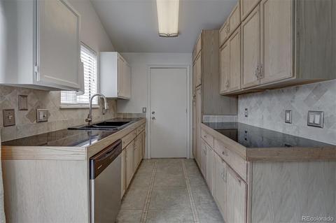 19337 E Batavia Dr, Aurora, CO 80011 photo 12