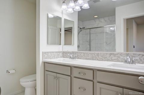 9417 E 58th Pl, Denver, CO 80238 photo 20