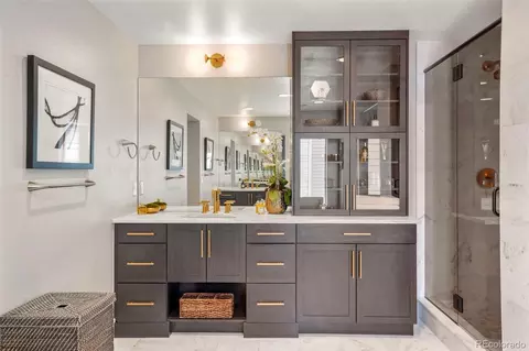 Bath - 9056 E 60th Ave, Denver, CO 80238 photo 3 of 7