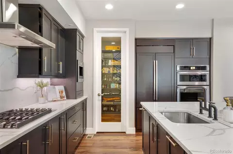 Kitchen - 9056 E 60th Ave, Denver, CO 80238 photo 5 of 7