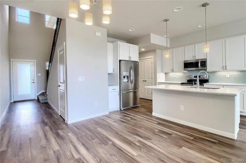 4087 E 98th Pl, Thornton, CO 80229 photo 2