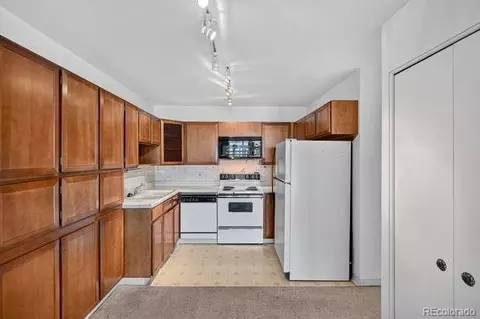 Kitchen - 9155 E Center Ave #10D, Denver, CO 80247 photo 2 of 2