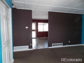 5111 Carson St, Denver, CO 80239 photo 4