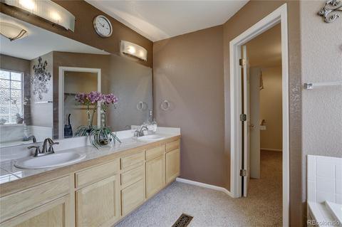 19818 E 58th Dr, Aurora, CO 80019 photo 25