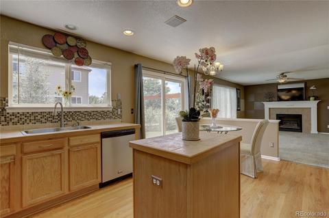19818 E 58th Dr, Aurora, CO 80019 photo 11