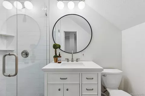Bath - 8448 E 49th Pl, Denver, CO 80238 photo 3 of 3
