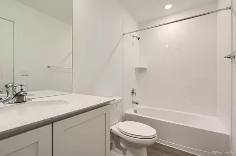 22094 E 39th Pl, Aurora, CO 80019 photo 10