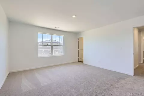 22094 E 39th Pl, Aurora, CO 80019 photo 9