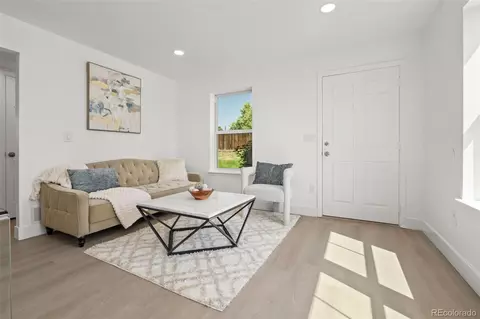 16333 E 17th Pl #D, Aurora, CO 80011 photo 6