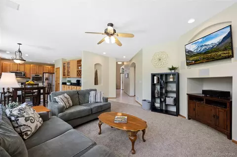22463 E Weaver Dr, Aurora, CO 80016 photo 9