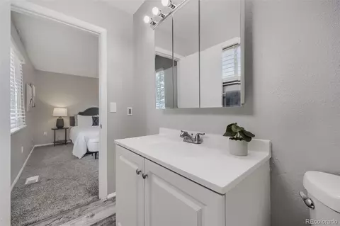 Bath - 1852 E 99th Ave, Thornton, CO 80229 photo 2 of 4