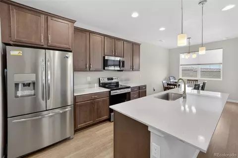 Kitchen - 4117 E 98th Pl, Thornton, CO 80229 photo 3 of 5