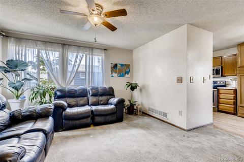4625 Eugene Way, Denver, CO 80239 photo 5