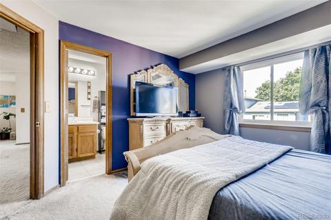 4625 Eugene Way, Denver, CO 80239 photo 11