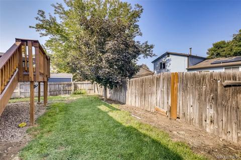 4625 Eugene Way, Denver, CO 80239 photo 27
