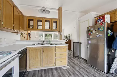Kitchen - 81 Atlantis Dr, Black Hawk, CO 80422 photo 3 of 6
