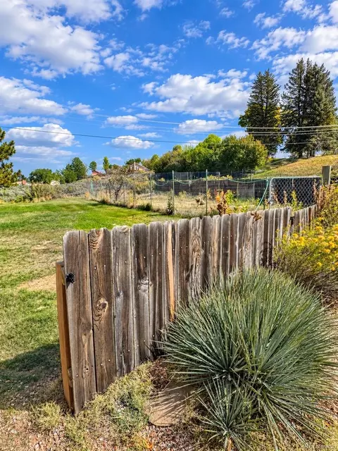 Exterior - 402 S Stanolind Ave, Rangely, CO 81648 photo 7 of 8