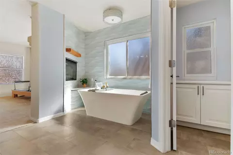 Bath - 777 Eldorado Dr, Superior, CO 80027 photo 3 of 7