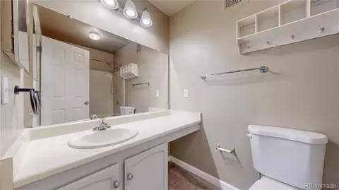 Bath - 14495 E 1st Dr #C1, Aurora, CO 80011 photo 1 of 4