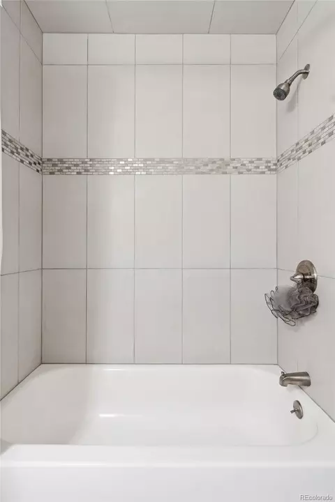 542 E Highline Cir, Centennial, CO 80122 photo 16
