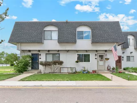542 E Highline Cir, Centennial, CO 80122