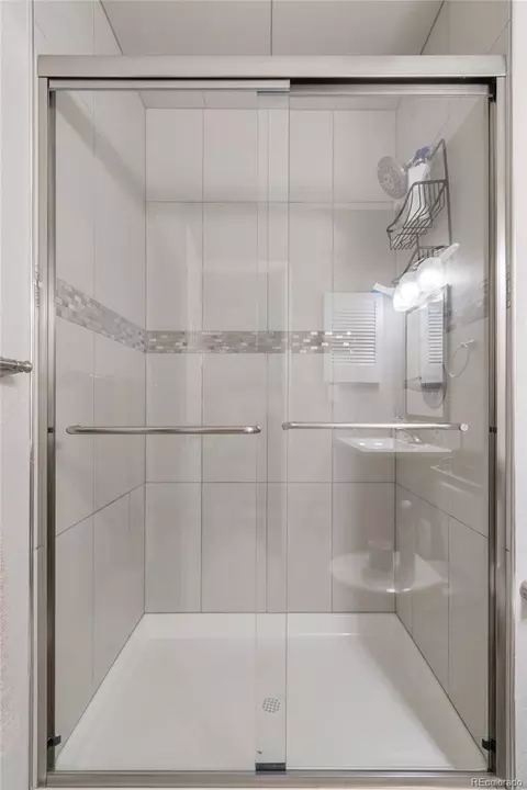 542 E Highline Cir, Centennial, CO 80122 photo 12