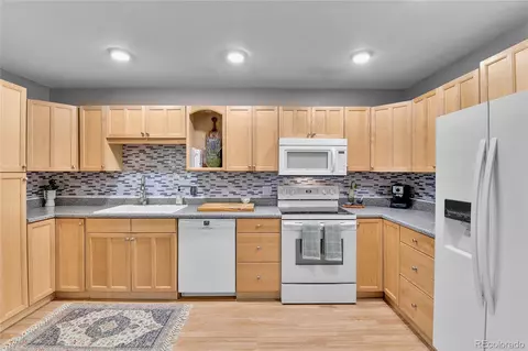 8866 W Dartmouth Pl, Lakewood, CO 80227