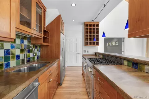 Kitchen - 1414 Elder Ave, Boulder, CO 80304 photo 1 of 5