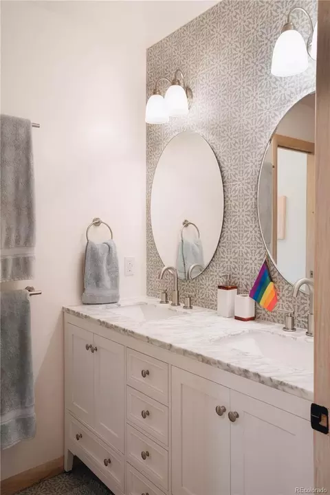 Bath - 1709 Red Hawk Rd, Silverthorne, CO 80498 photo 5 of 6