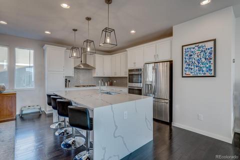 15732 E Broncos Pl, Centennial, CO 80112 photo 1