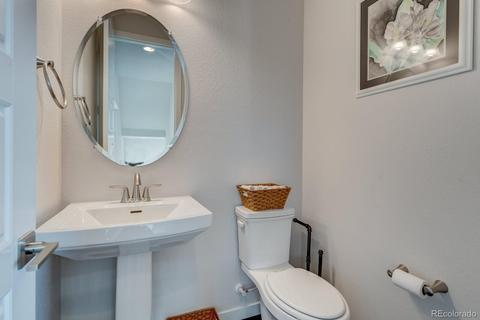 15732 E Broncos Pl, Centennial, CO 80112 photo 16