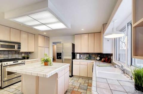 5231 E Cornell Ave, Denver, CO 80222 photo 6