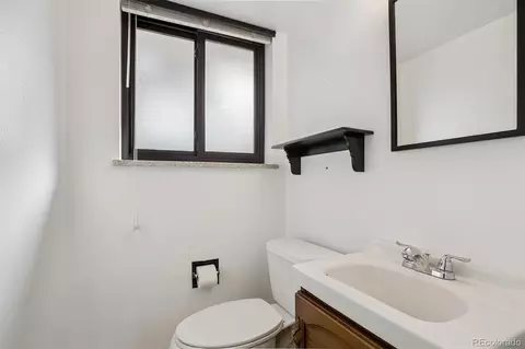 Bath - 6193 S Jackson St, Centennial, CO 80121 photo 3 of 4