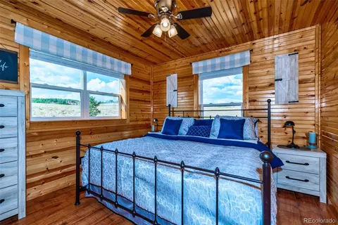 Bedroom - 322 Red Hill Rd, Jefferson, CO 80456 photo 1 of 3