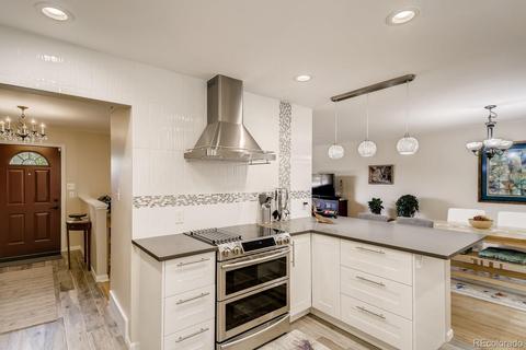 914 E Costilla Ave, Centennial, CO 80122 photo 4