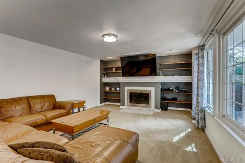 19084 E Chenango Cir, Aurora, CO 80015 photo 6