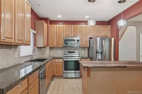 Kitchen - 5930 Stagecoach Ave, Firestone, CO 80504 photo 4 of 4