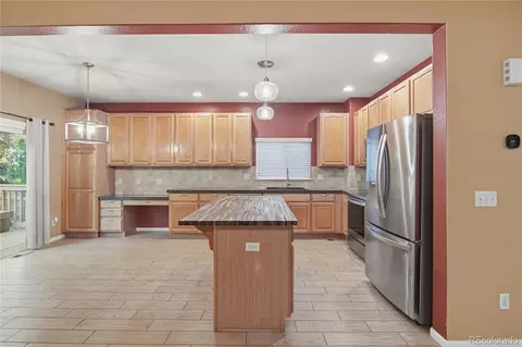 Kitchen - 5930 Stagecoach Ave, Firestone, CO 80504 photo 3 of 4