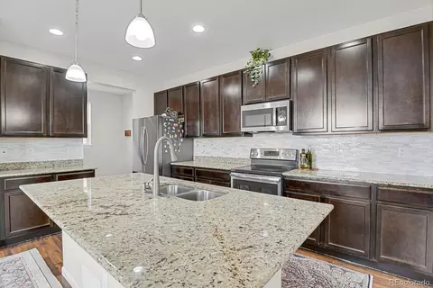 19553 E 60th Pl, Aurora, CO 80019
