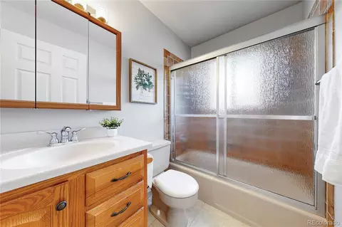 Bath - 1920 23rd Avenue Ct, Greeley, CO 80634 photo 2 of 2