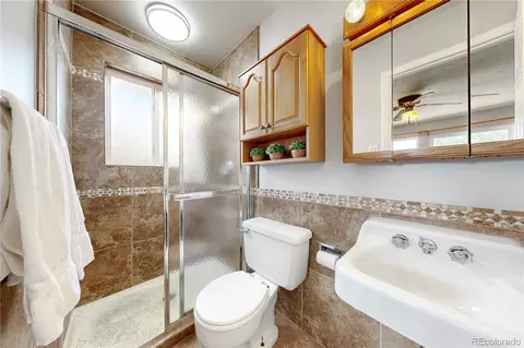 Bath - 1920 23rd Avenue Ct, Greeley, CO 80634 photo 1 of 2
