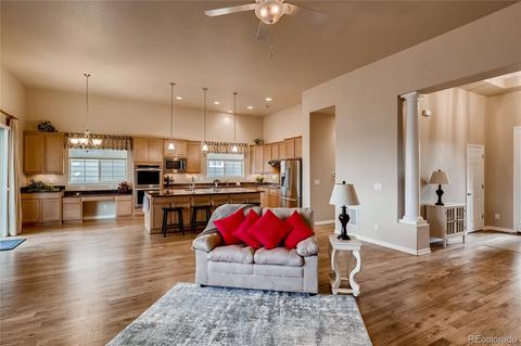 25612 E Indore Dr, Aurora, CO 80016 photo 3