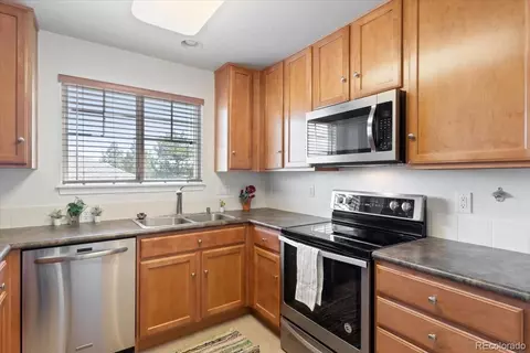 22044 E Jamison Pl, Aurora, CO 80016 photo 13