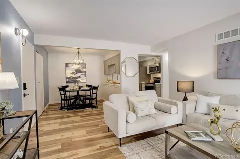 539 Wright St #102, Lakewood, CO 80228