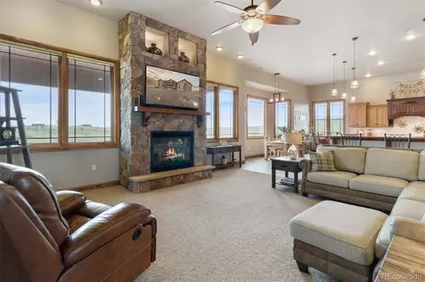 38911 E Wesley Ave, Bennett, CO 80102 photo 13