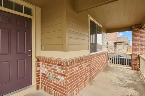 25504 E 5th Ave, Aurora, CO 80018 photo 2