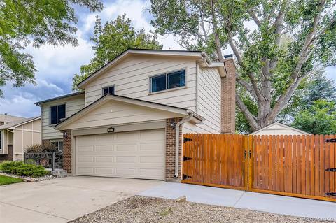 6677 Devinney Ct, Arvada, CO 80004 photo 4