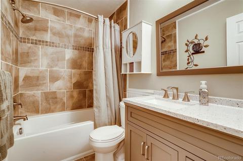 6677 Devinney Ct, Arvada, CO 80004 photo 16