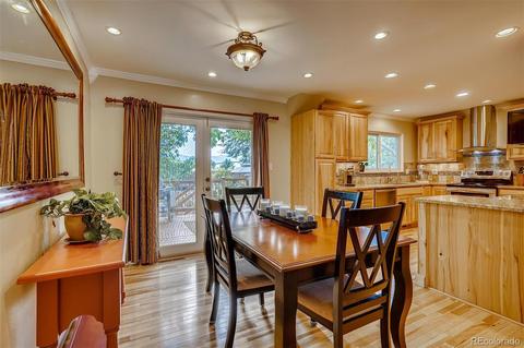 6677 Devinney Ct, Arvada, CO 80004 photo 8